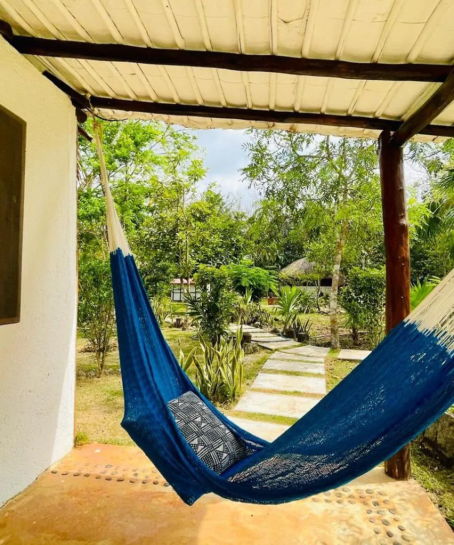 Lodge Eco-Cabanas Ya'Ax Bejo' Selva Maya Leona Vicario Mexico