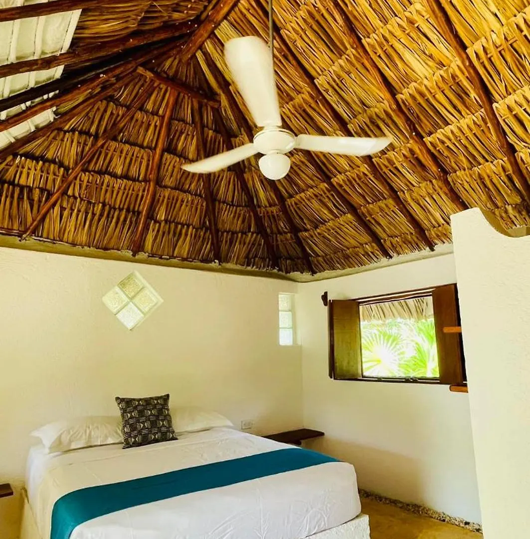 Eco-Cabanas Ya'Ax Bejo' Selva Maya Leona Vicario Lodge